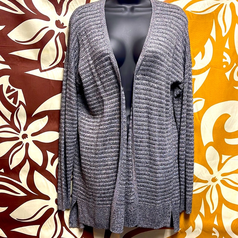 Black and grey long sleeve mesh fabric cardigan